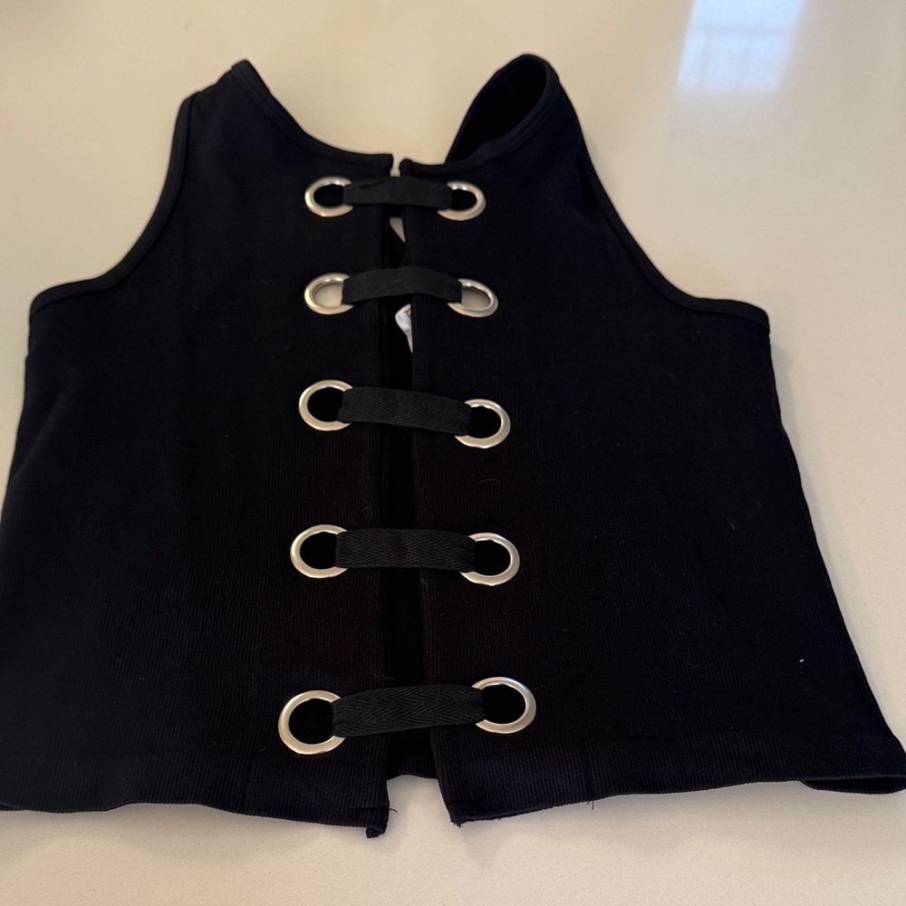 Pebby Forevee Grommet & Thread Top